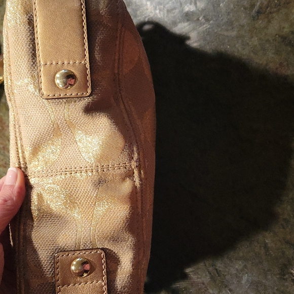 COACH handbag - Picture 10 of 11